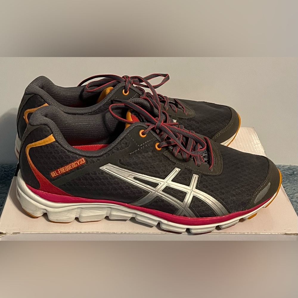 ASICS Running ladies sneakers size 9